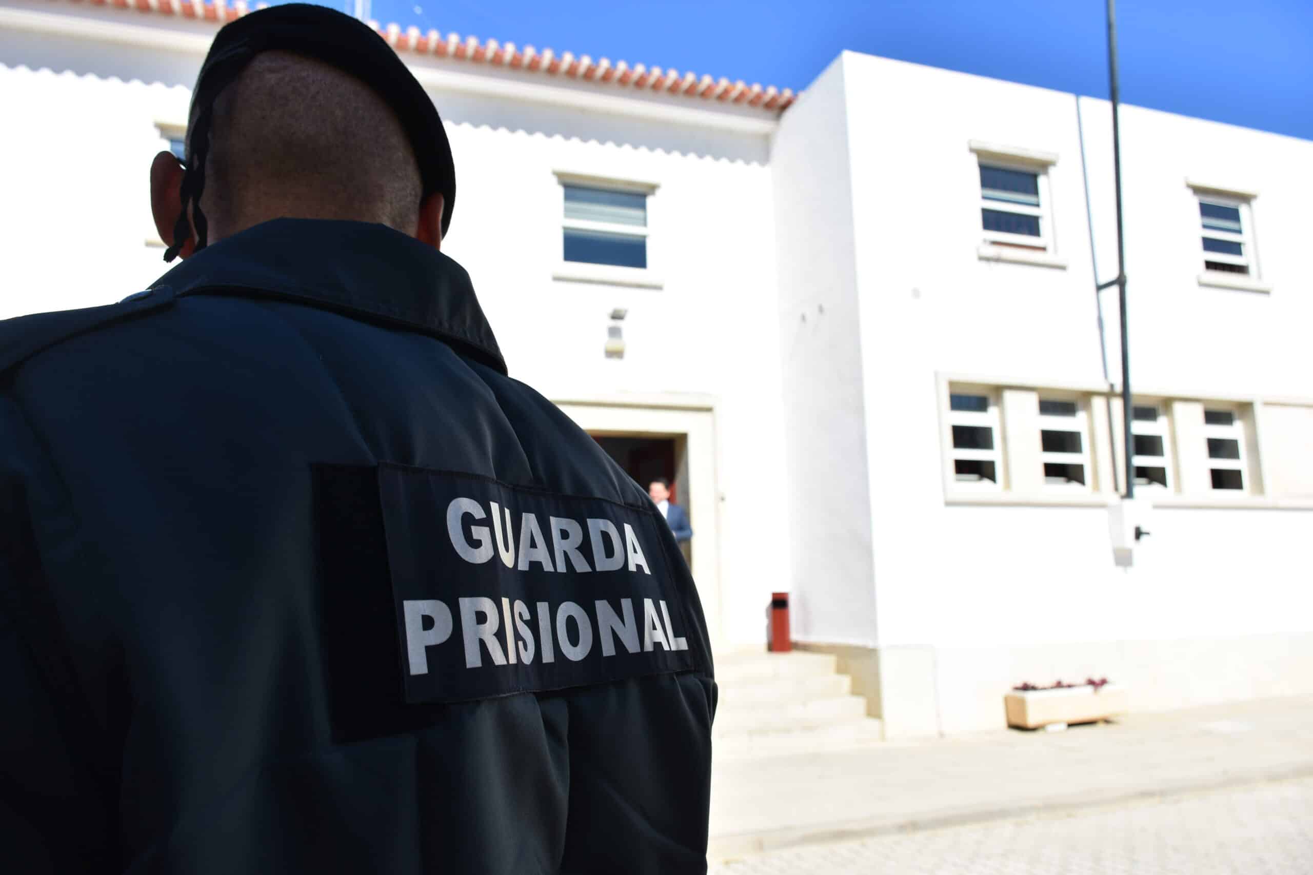 Prison guards warn of 'hot summer' of strikes if pay deal fails