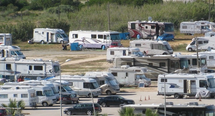 Caravans and motorhomes