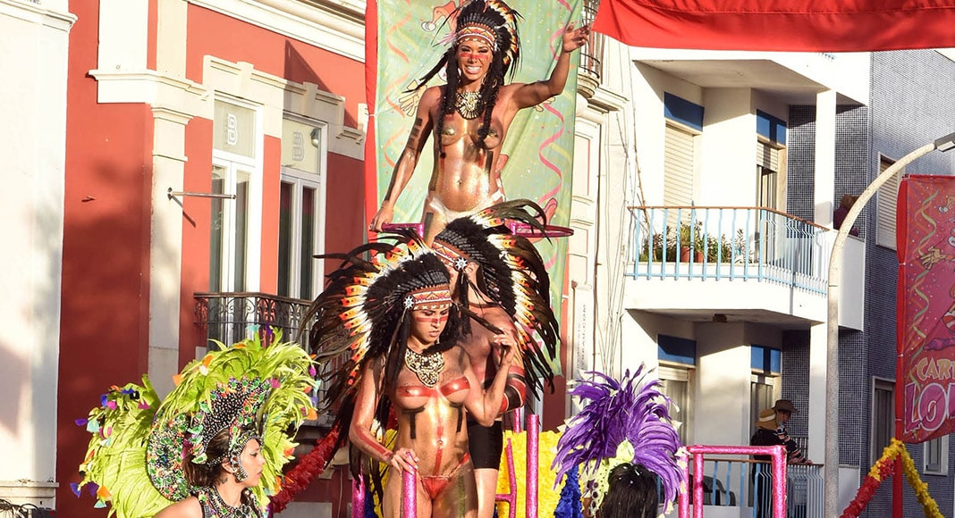 Carnival weekend: Sunny, warm and windless