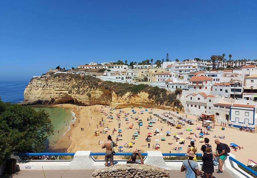NEW RECORD: Algarve hotels with 95% of hotel rooms booked in August|NEW RECORD: Algarve hotels with 95% of rooms booked in August