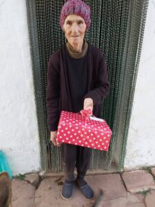 Castelo de Sonhos receives back-to-school donation
