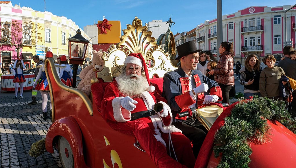 Santa’s arrival kicks off Christmas festivities in Loulé|Chegada-do-Pai-Natal-1