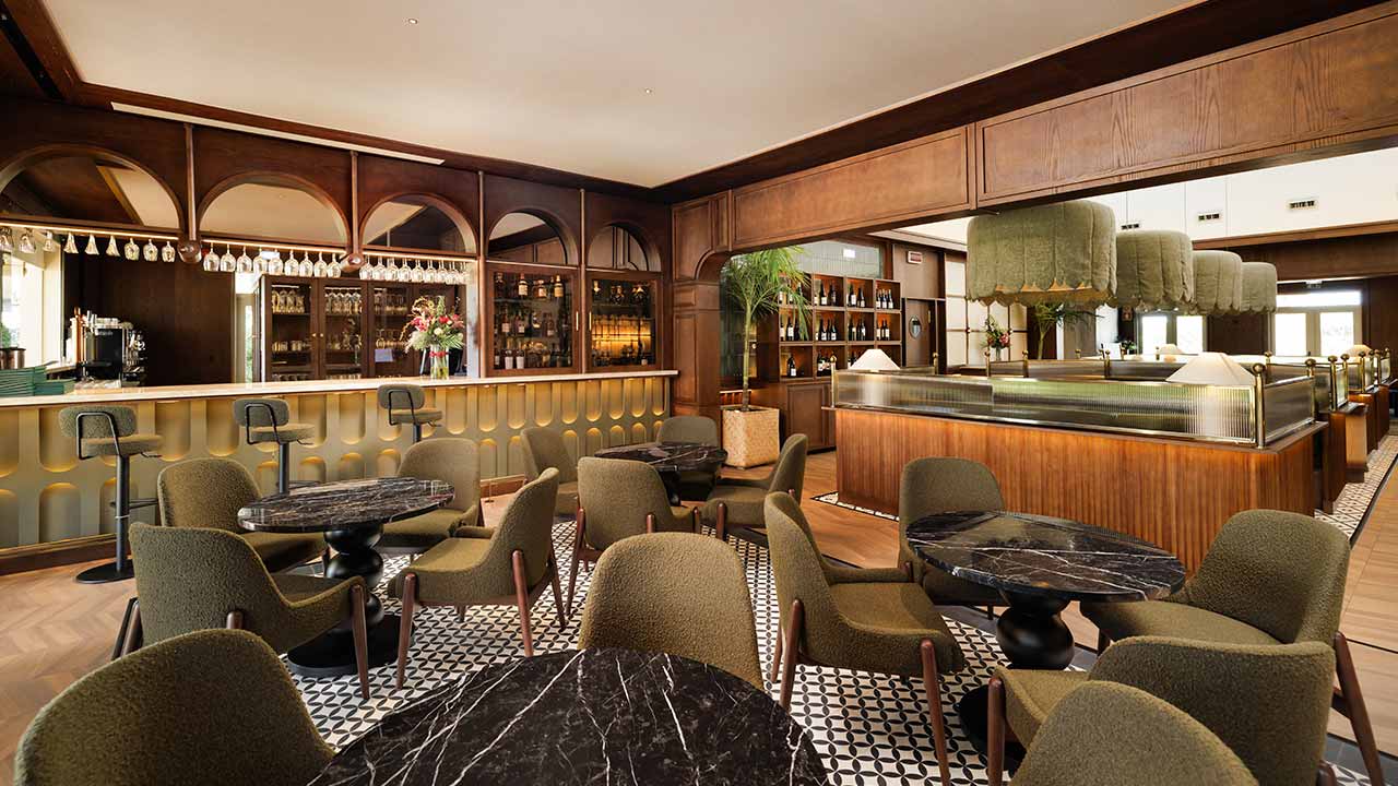 Clubhouse-Old-Course|Old Course Vilamoura Clubhouse reopens with look and feel of British pub.|Clubhouse-Old-Course_