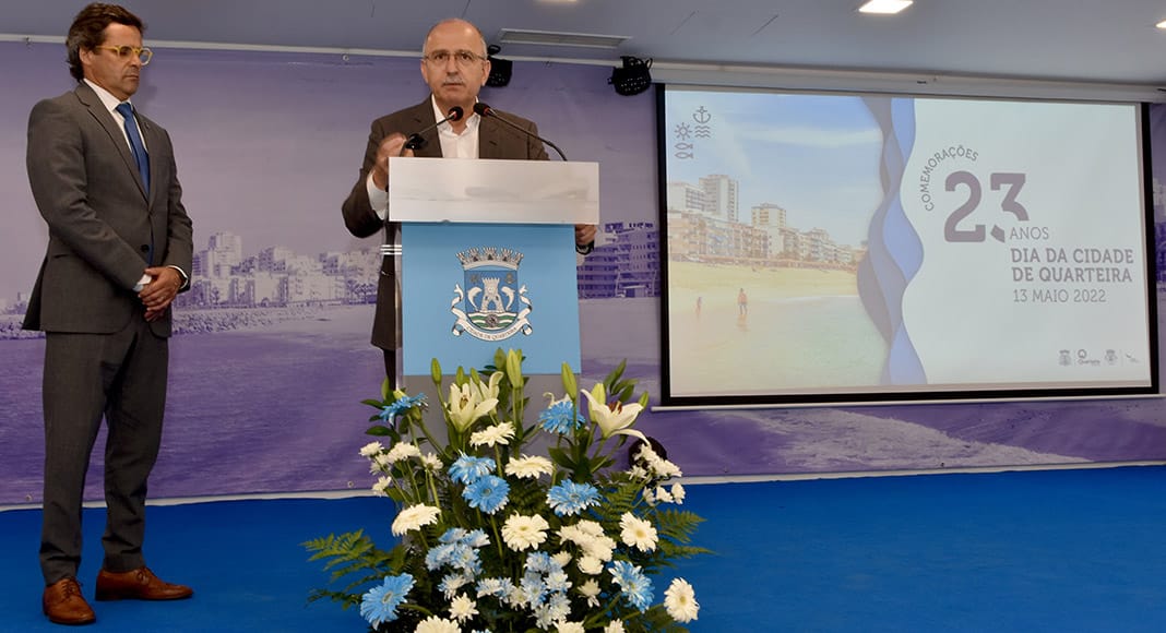 Loulé Mayor Vítor Aleixo speaking at the commemorative session held at Quarteira’s Centro Autárquico; also pictured is Telmo Pinto, president of the Quarteira parish council|Quarteira to get new market and revamped casino|Quarteira to get new market and revamped casino|Quarteira to get new market and revamped casino||
