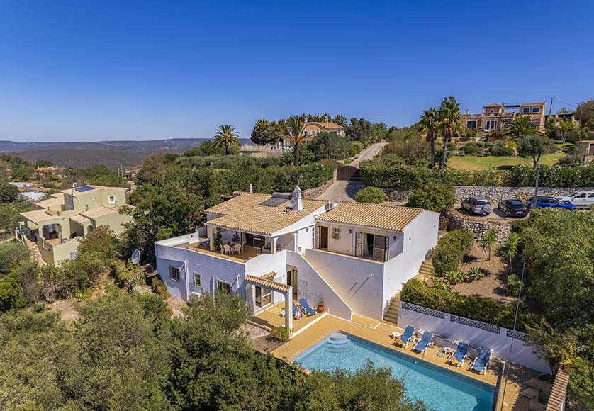 Rural villa with great renovation potential|Rural villa with great renovation potential|Rural villa with great renovation potential