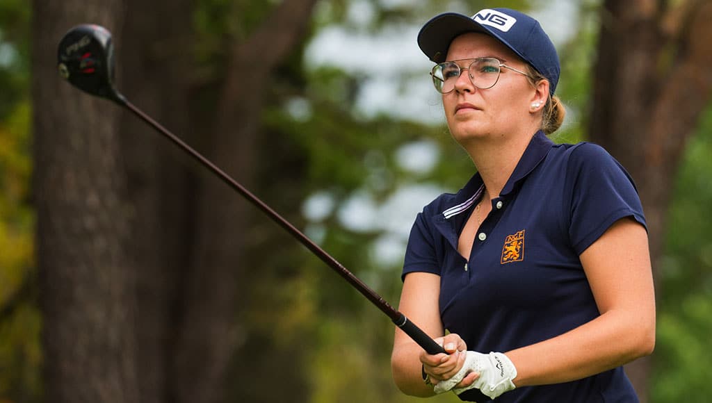 Daphne Van Houten|Daphne Van Houten during a practice round|Daphne van Houten 8|Daphne van Houten and Tony Bennett from EDGA