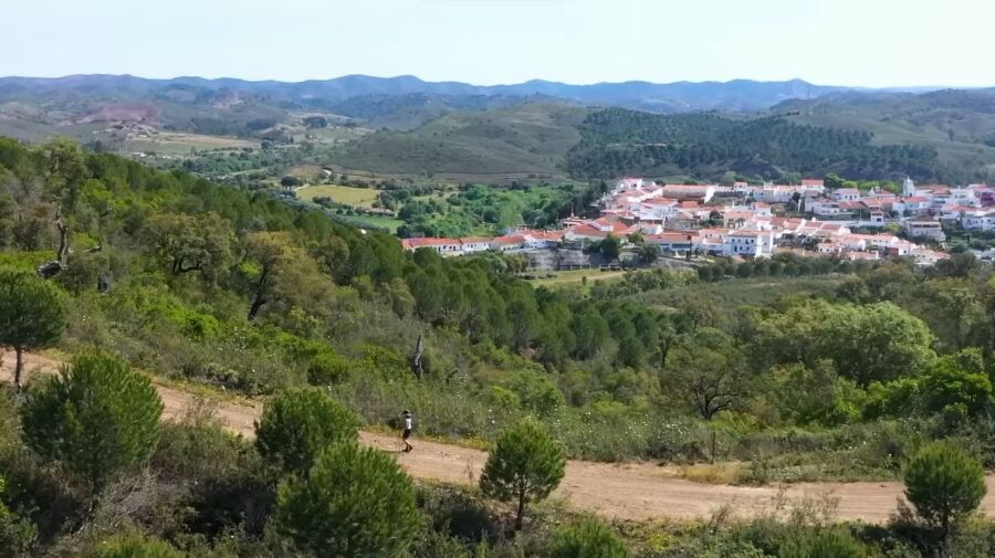 Algarve woos winter tourists with new campaign