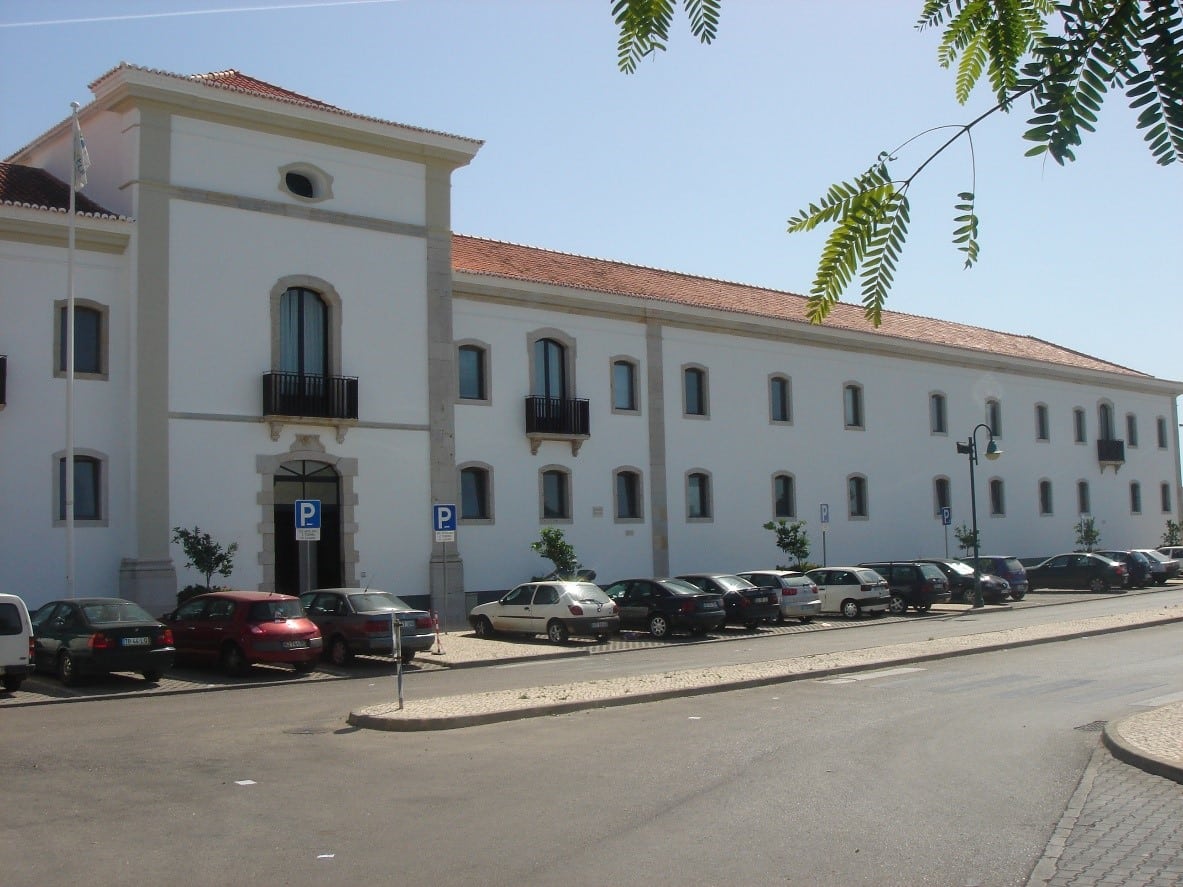 Around 400 foreign students apply to study at Algarve tourism school