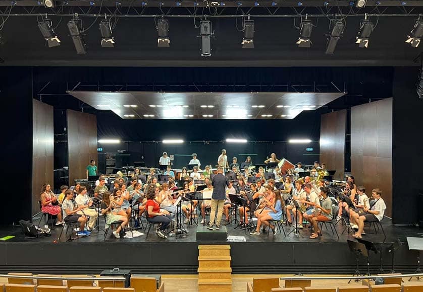 Carvoeiro hosts final concert by wind and percussion orchestra