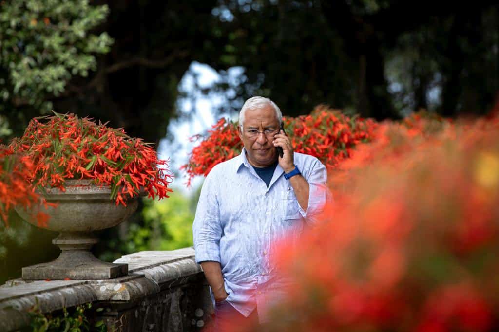 Portugal's PM takes Volodymyr Zelenskyy's call in the grounds of Monserrate palace. Photo: @antoniocostapm