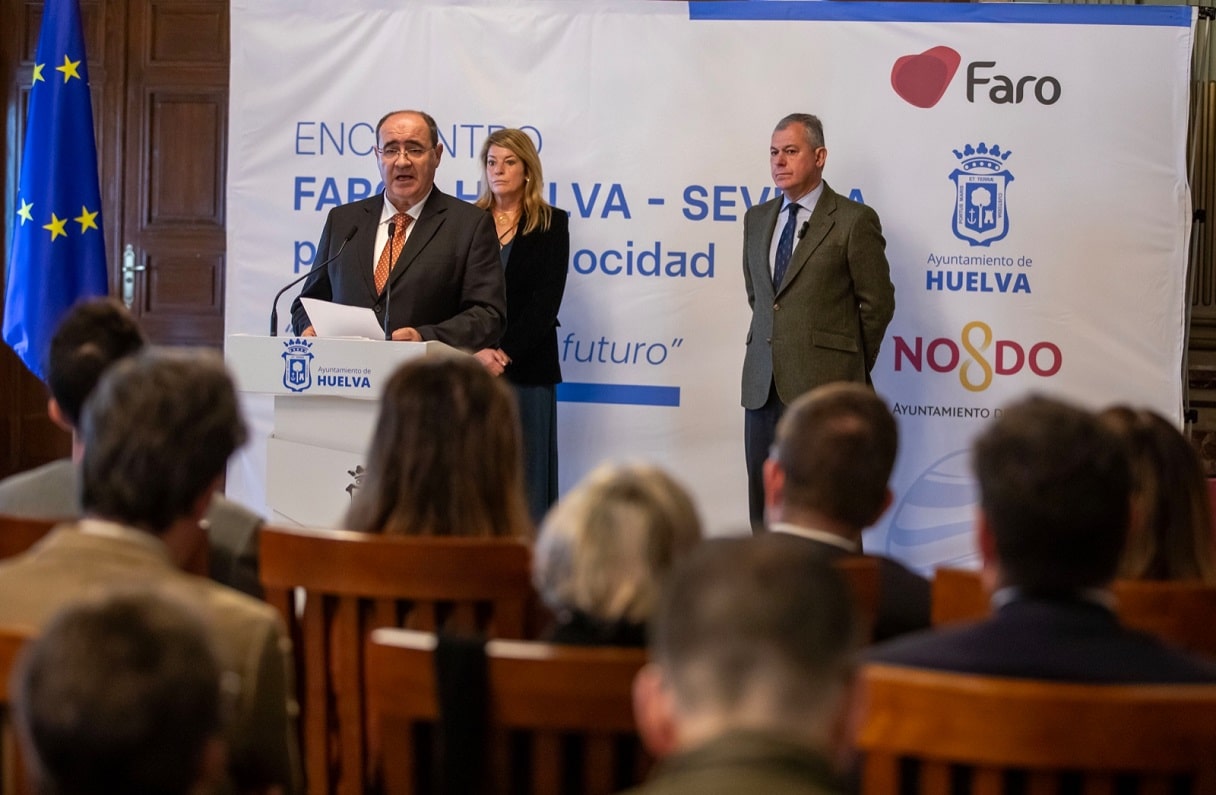 Rogério Bacalhau, mayor of Faro, speaking in February after signing a manifesto calling for the construction of a high-speed rail connection linking Faro, Huelva and Seville.