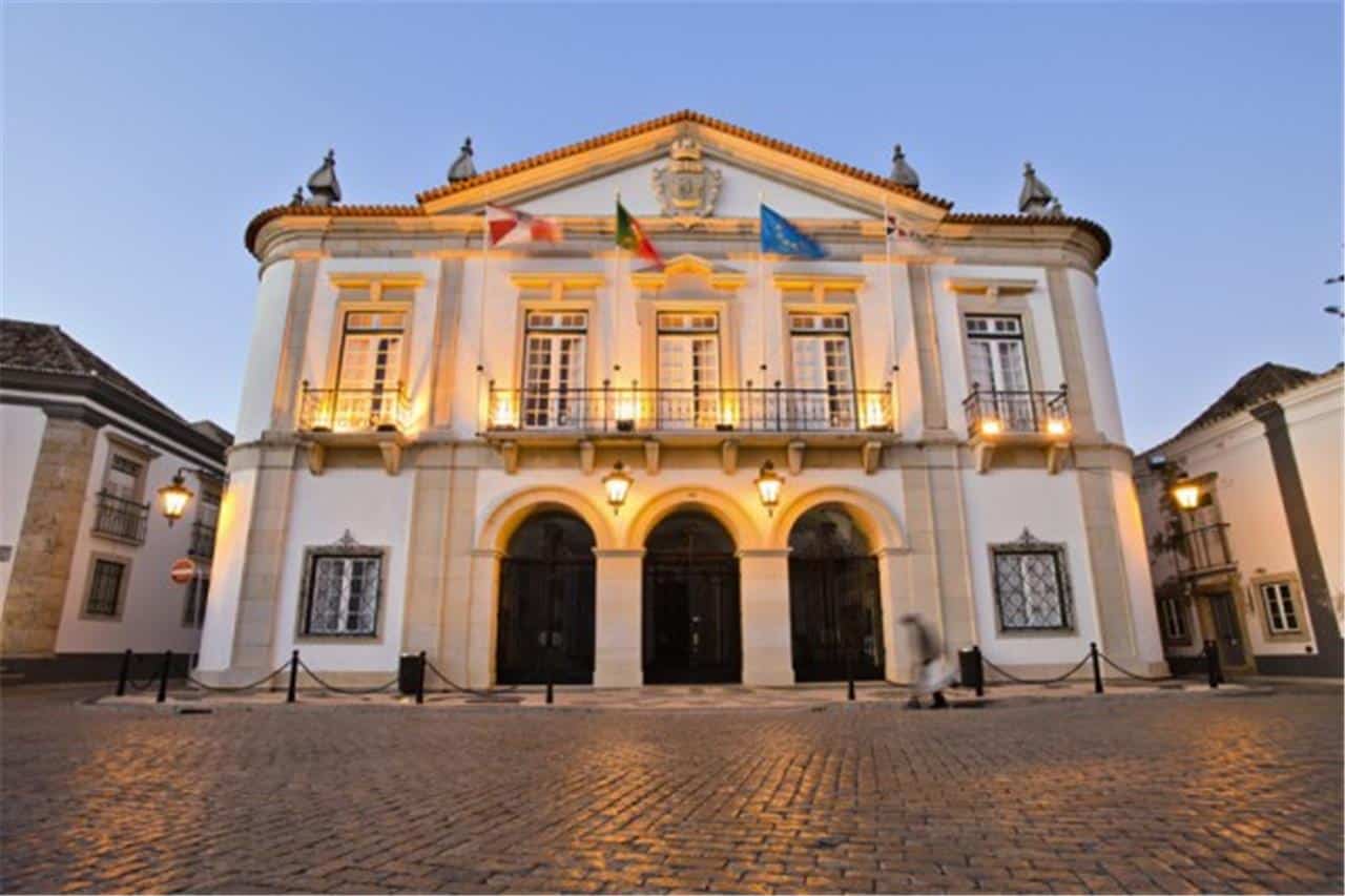 Faro council building