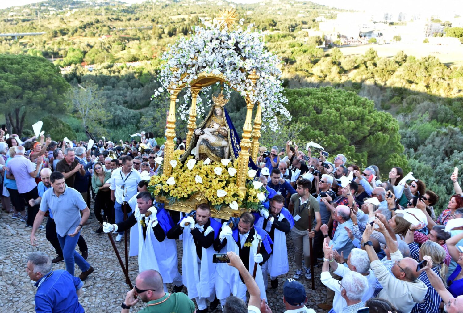 Festa Grande da Mãe Soberana Loulé - C.M.Loule- Mira (3)|Festa Grande da Mãe Soberana Loulé - C.M.Loule- Mira (1)|Festa Grande da Mãe Soberana Loulé - C.M.Loule- Mira (2)