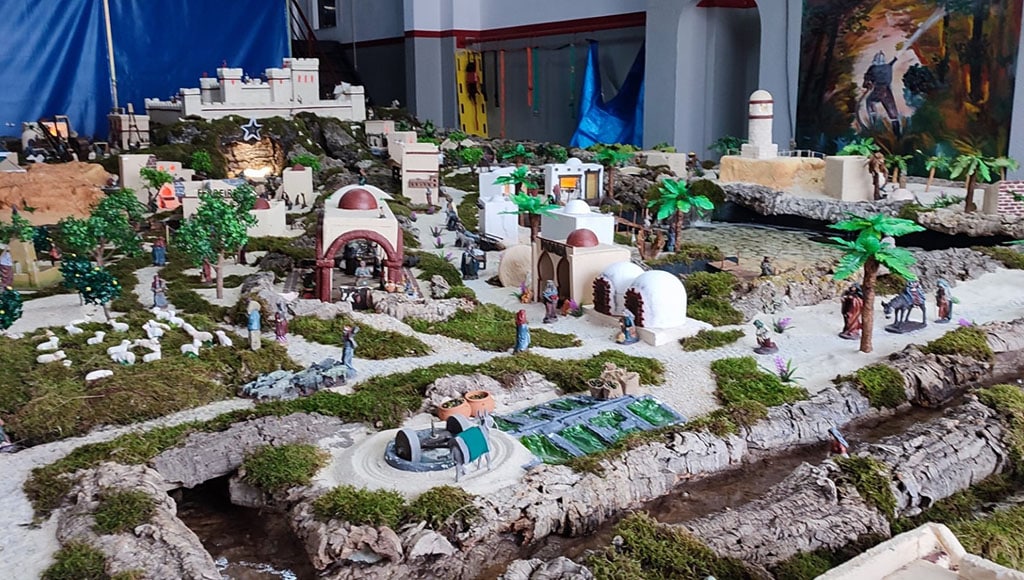 Photo: Nativity scene created by the Volunteer Firefighters of São Brás de Alportel