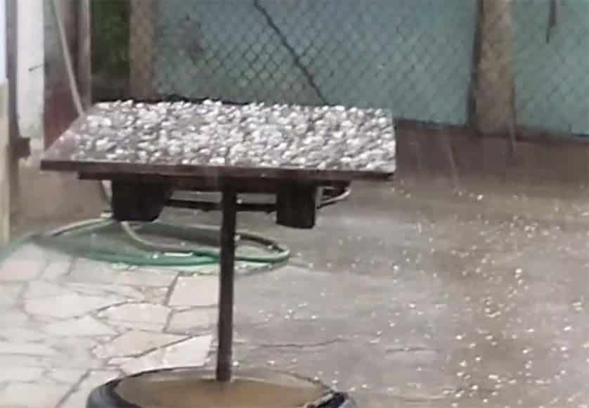 Hail rains down on Monchique|Hail rains down on Monchique