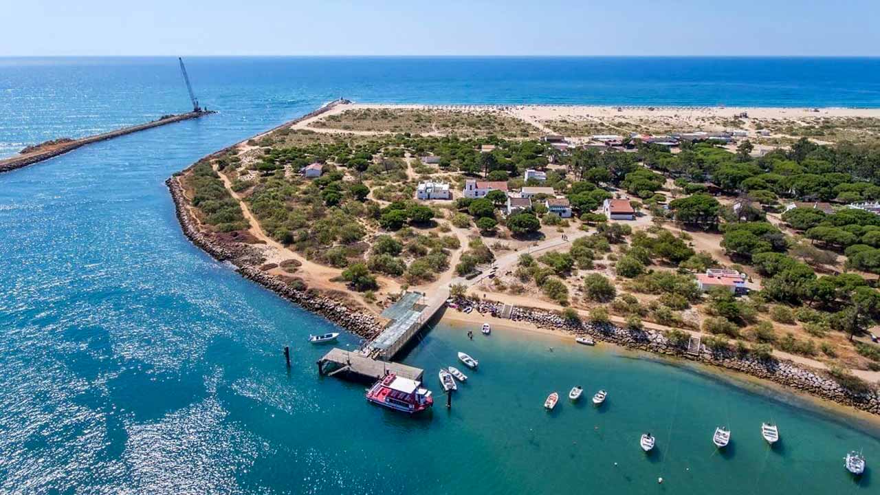 Mayor slams “abusive” land sale proposal on Tavira Island