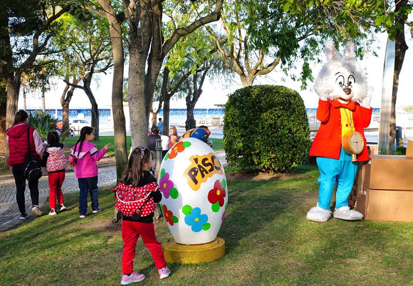 Easter egg hunt in Portimão|Guia’s giant folar (Easter sweet bread)|Grandmother’s Sweets Fair|Mercadinho da Pascoa Portimão|Vilamoura Nature Run