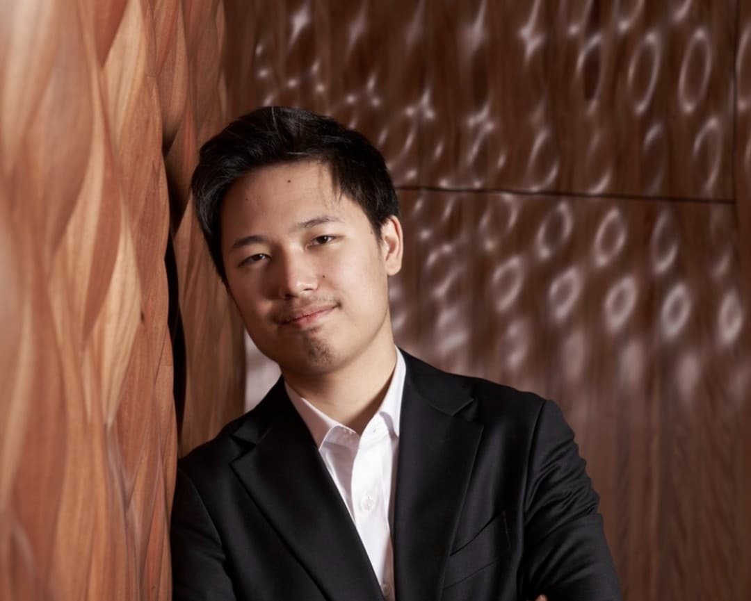 Jeonghwan Kim