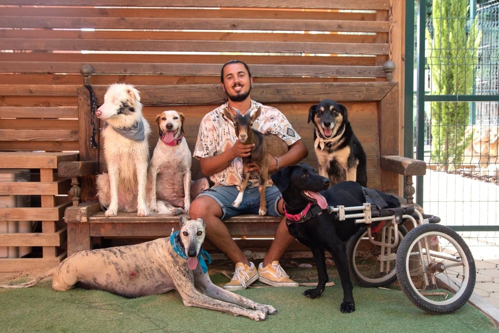 João and his collection of amputees|Cutie Carla