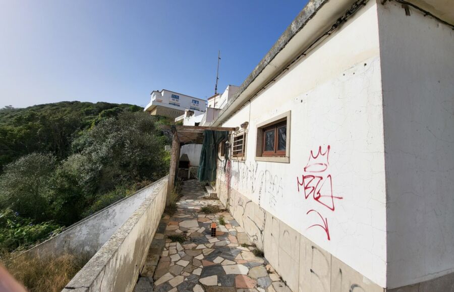 Aljezur seeks to renovate old GNR station at Odeceixe beach|Aljezur seeks to renovate old GNR station at Odeceixe beach|Aljezur seeks to renovate old GNR station at Odeceixe beach