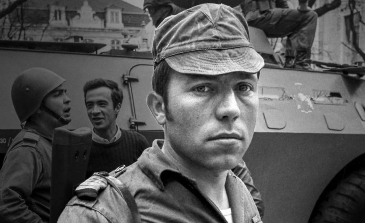 Captain Fernando Salgueiro Maia, the Hero of the Carnation Revolution|Captain Fernando Salgueiro Maia, the Hero of the Carnation Revolution|Captain Fernando Salgueiro Maia, the Hero of the Carnation Revolution|Captain Fernando Salgueiro Maia, the Hero of the Carnation Revolution|Captain Fernando Salgueiro Maia, the Hero of the Carnation Revolution