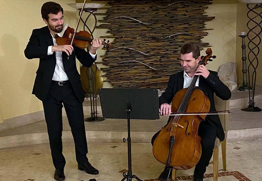 Zachary Spontak, the Concert Master, and Mikhail Shumov, the First Cellist|The elegant dining room|The evening’s music programme