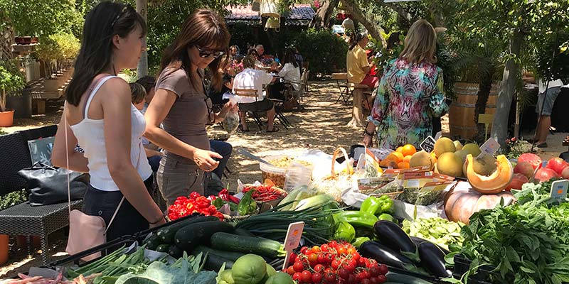 Organic market is new feature at Natura