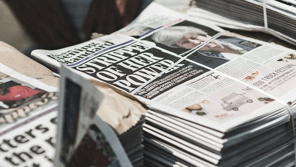 Newspaper UK (Thomas Charters-Unsplash)