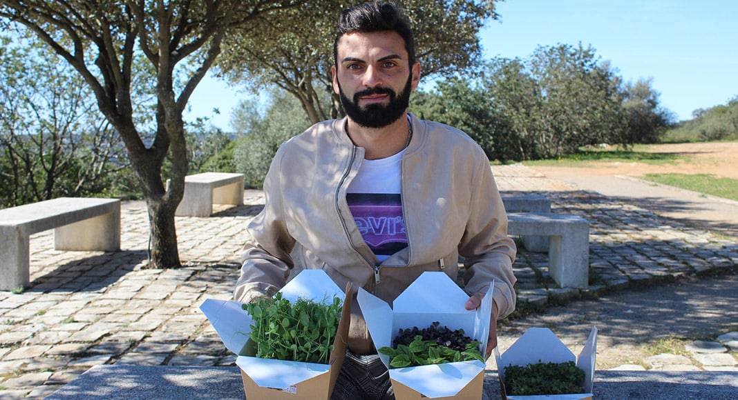 Local resident grows organic microgreens in São Brás