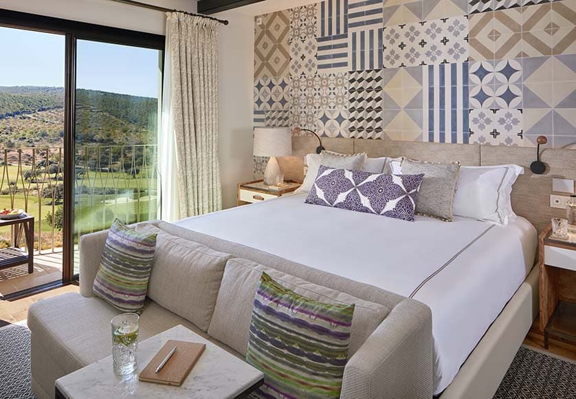 Ombria_ShowApartment_mastersuite_1