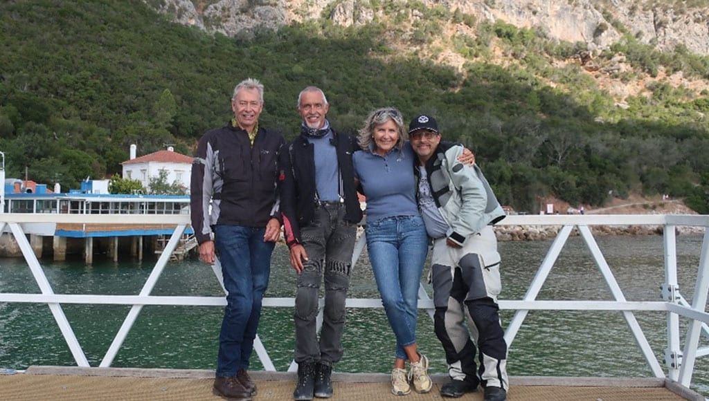 The four bike and beach lovers in Portinho da Arrábida Walter, Thomas, Carina, Peter (from left to right). Photo by Walter Kollert|The beautiful praia fluvial at the Sorraia river. Photo by Walter Kollert