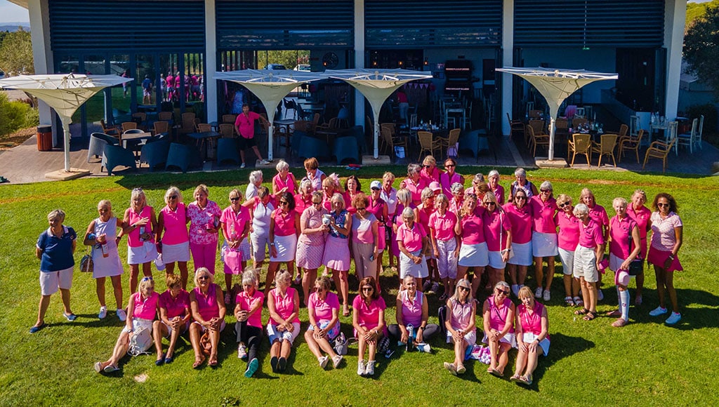 Pink Ladies gather outside clubhouse for a souvenir group photo|Jan, Anne, Deborah & Lisa putting out|Pink Ladies in the clubhouse after the game|Wendy, Debbie, Sue (Winners) & Karen
