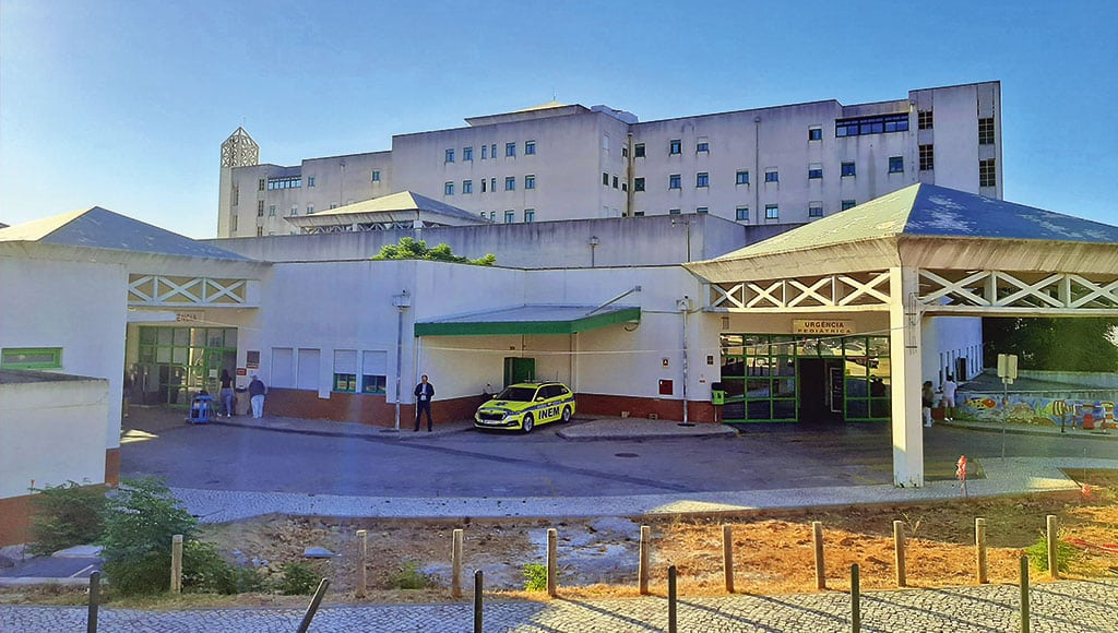 Portimão Hospital (by Michael Bruxo) 2|Portimão Hospital (by Michael Bruxo) 2