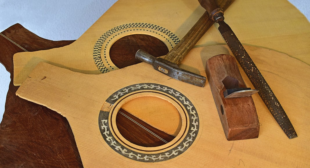Makings of the perfect Portuguese guitar