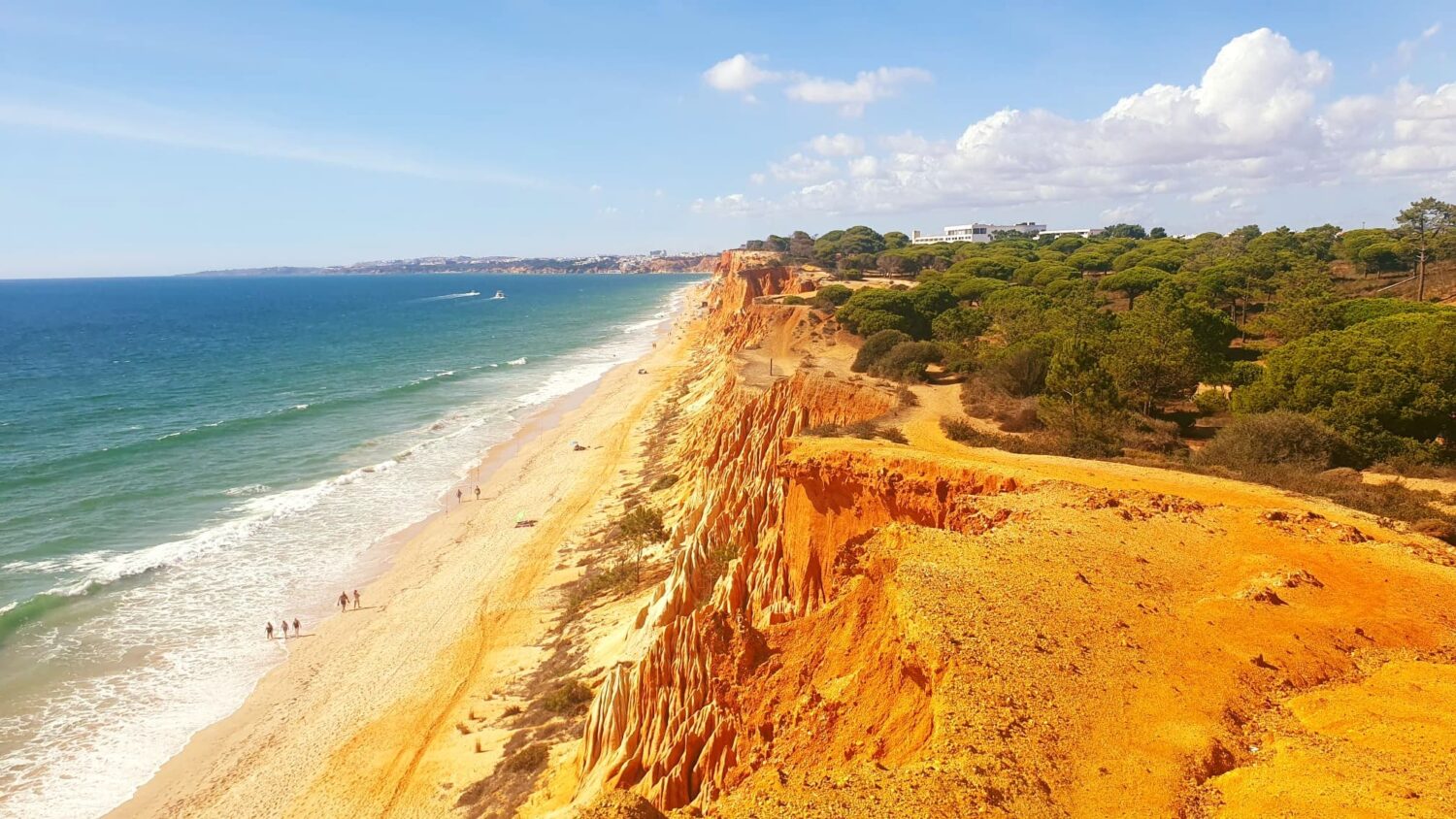Praia da Falésia|The idea is for the desalination plant to be set back from Albufeira's iconic Praia da Falésia, with pipes bringing seawater in, and taking untreated brine and chemical sludge out, laid under the cliffs and ocean floor