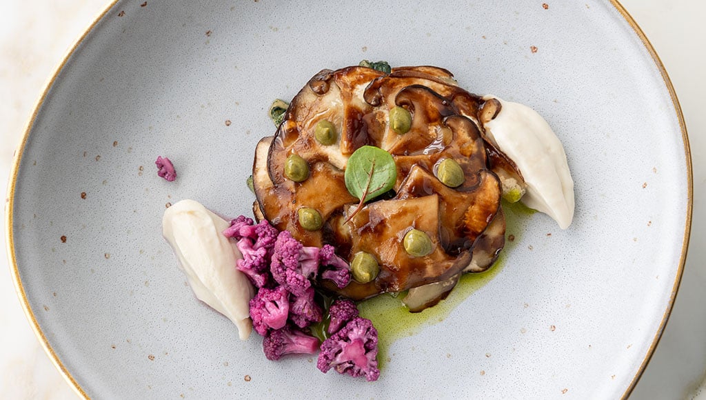 Mushrooms with coriander (Cogumelos de Coentrada)|Stew with octopus and vegetables (Caldeirada)|Rest Atlântico_ Lula Grelhada Arroz Carolino e Bivalves 4|Chef João Viegas|Ocean views from Atlântico restaurant|Caldeirada vegetal 6
