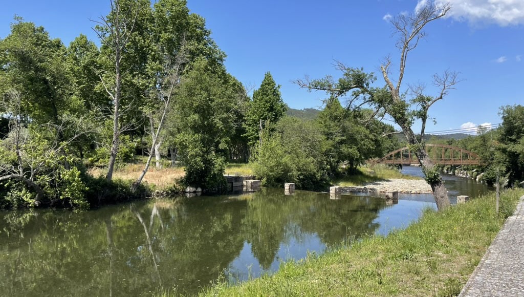 Riverside walk in Góis, Coimbra district