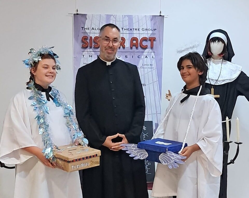 The Algarveans' "Sister Act" – not just a song and dance routine!|The Algarveans' "Sister Act" – not just a song and dance routine!