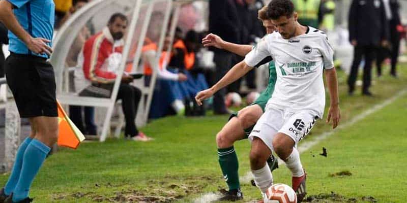 Farense shock Cup exit
