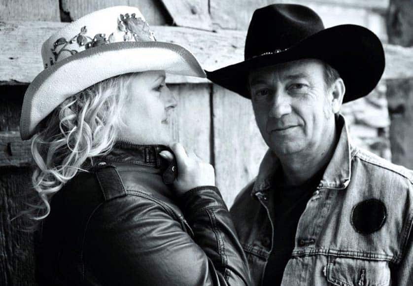 Steve & Heather|Magpie