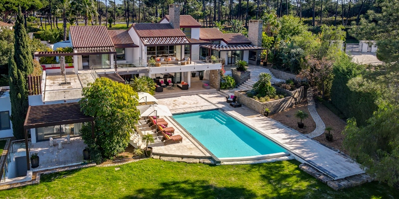 Aerial view of one of the villas Sandy Blue has in its rentals portfolio|Aerial view of one of the villas Sandy Blue has in its rentals portfolio and that is adapted to the new travel trends|