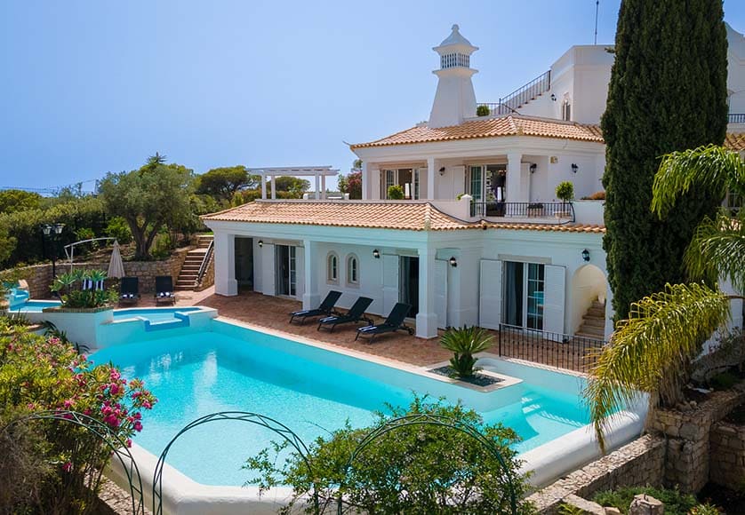 Celebrating Algarve business success