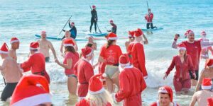 After Santa Parade, Armação de Pêra gets ready for charity swims