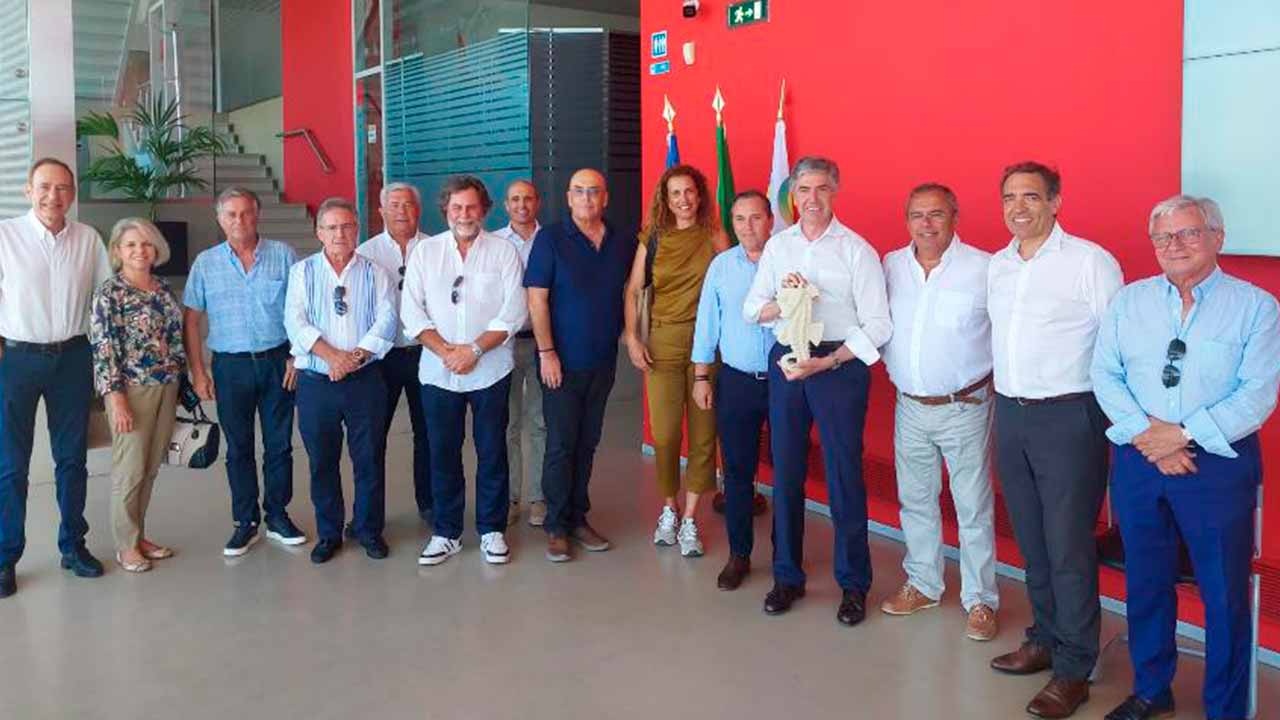Secretary of State for Tourism meets with Algarve hoteliers