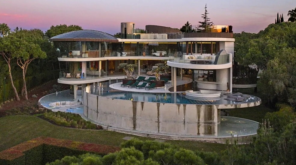 Villa Bailarina pirouettes into 1st place for “most expensive house in Portugal”