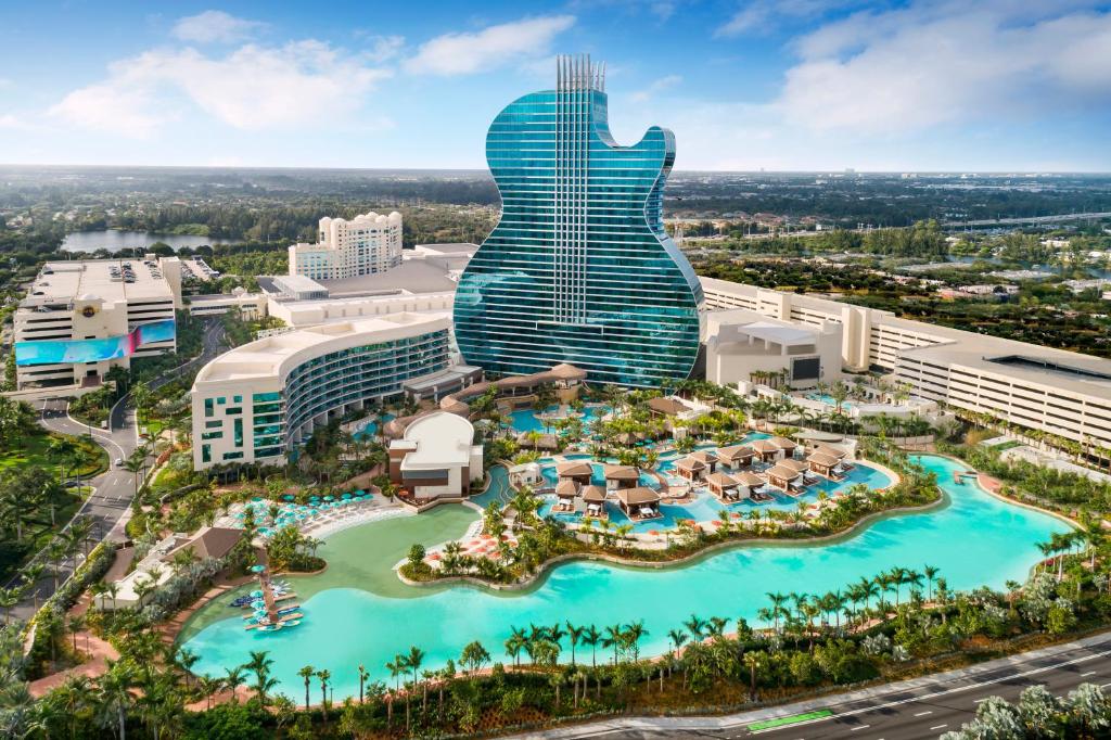 The Guitar Hotel in Fort Laudardele in Florida, USA