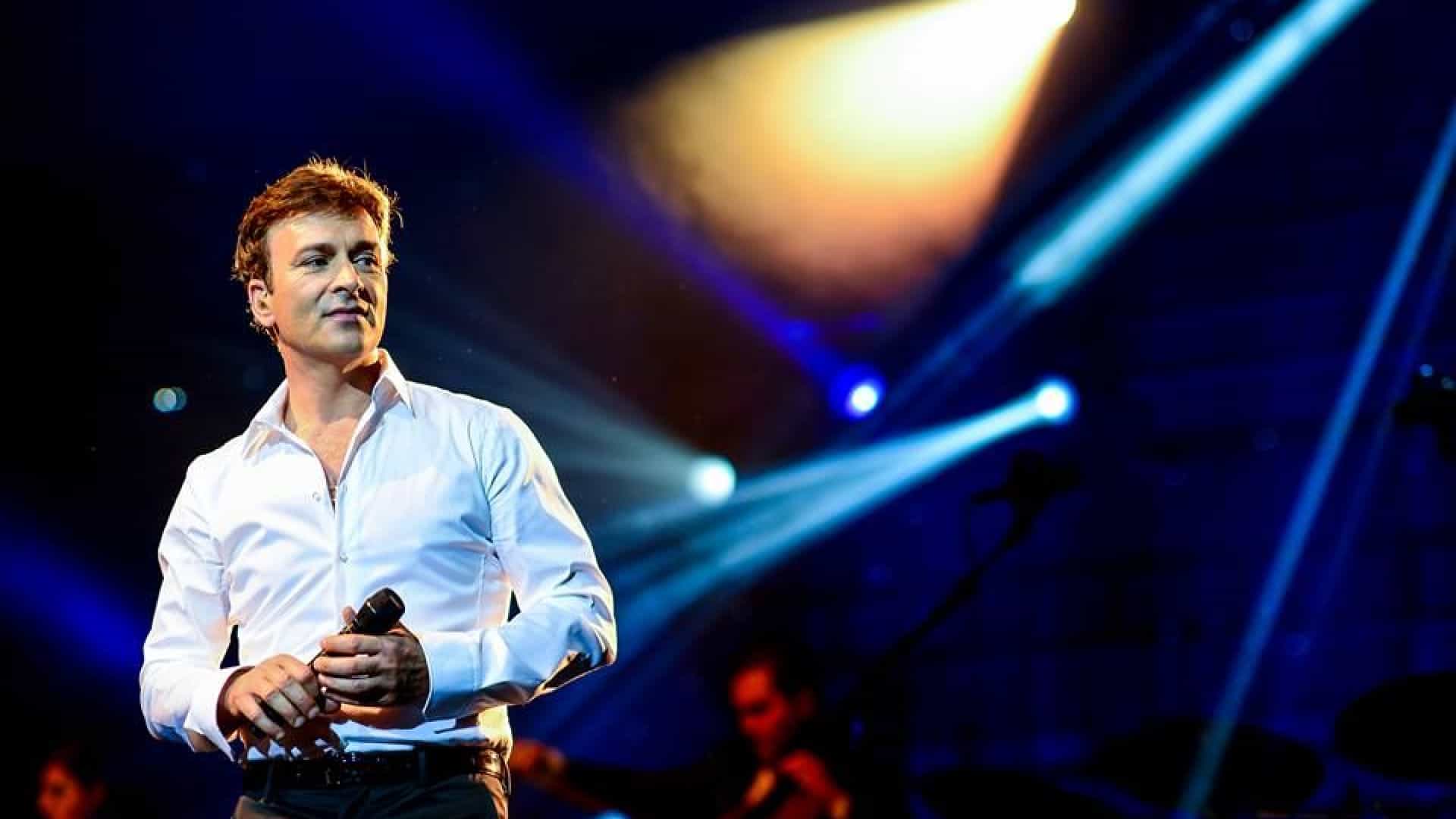 Portuguese star singer Tony Carreira to perform at Fatacil
