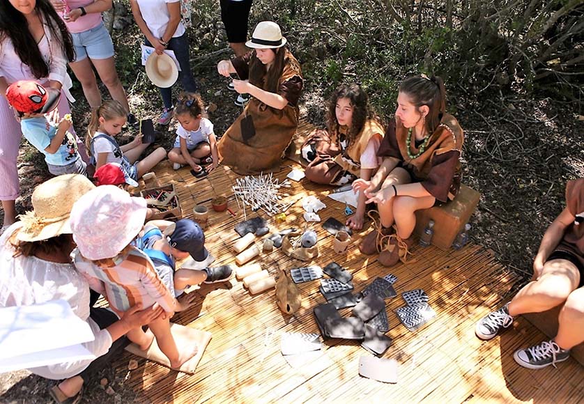 A day in Prehistory Alcalar