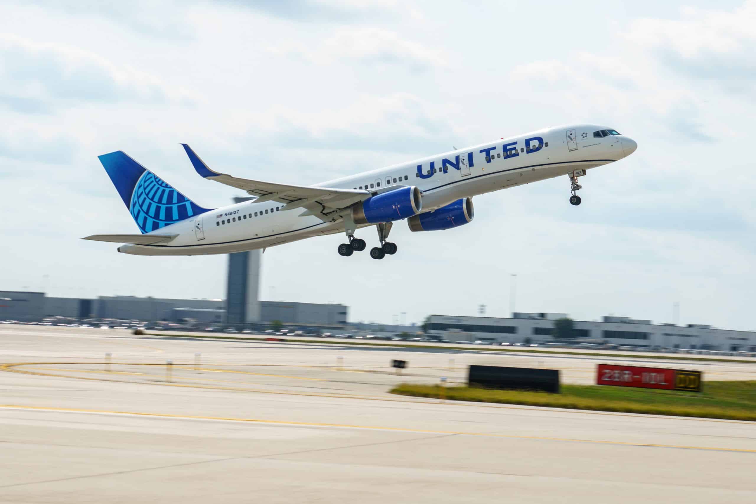 United airlines airplane