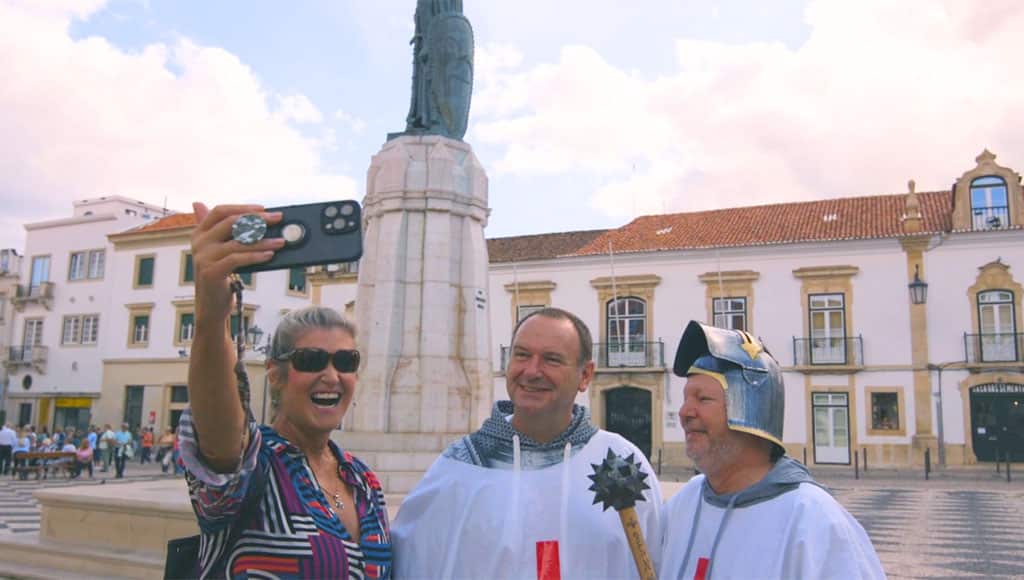 Veronica, the 'American in Portugal', looking for clues with Great Garvo and Chinese Terry